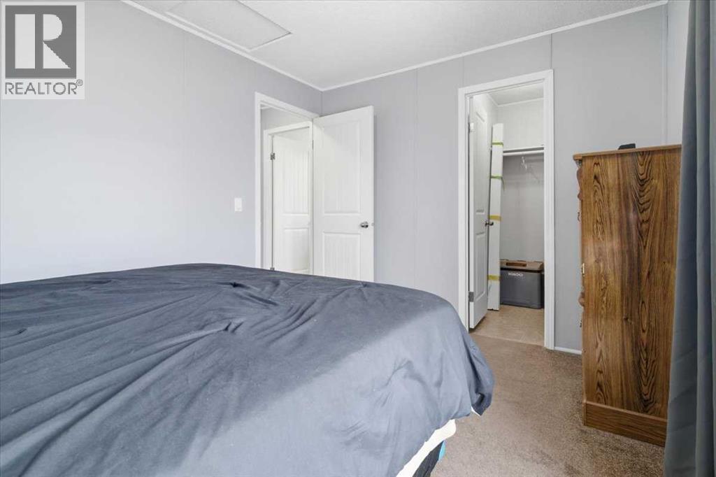 8922 89 Street — photo 17