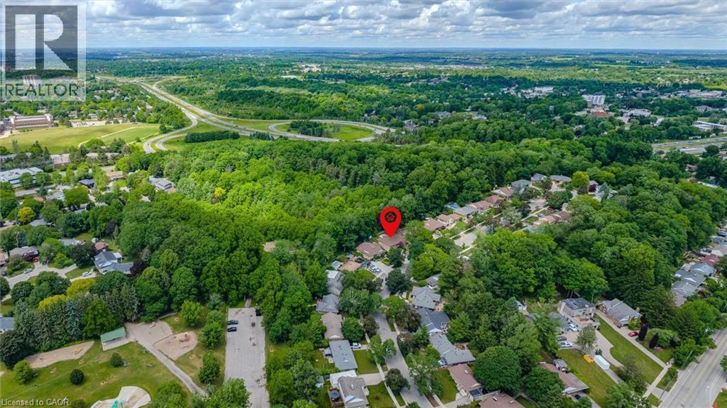 57 MAPLEWOOD Place - 8