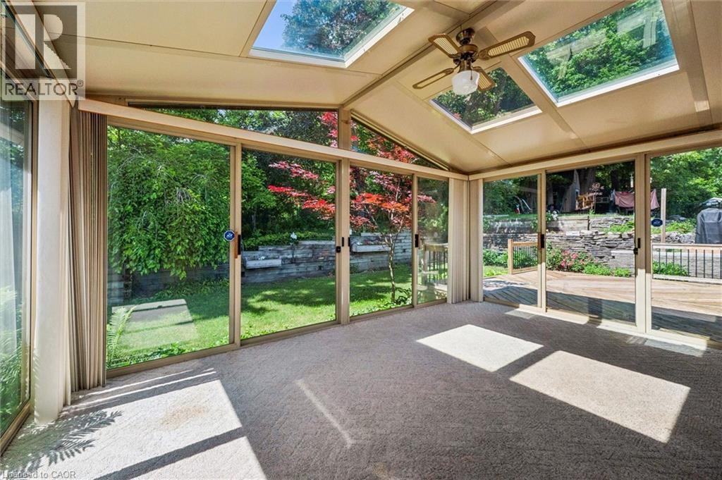 57 MAPLEWOOD Place - 23