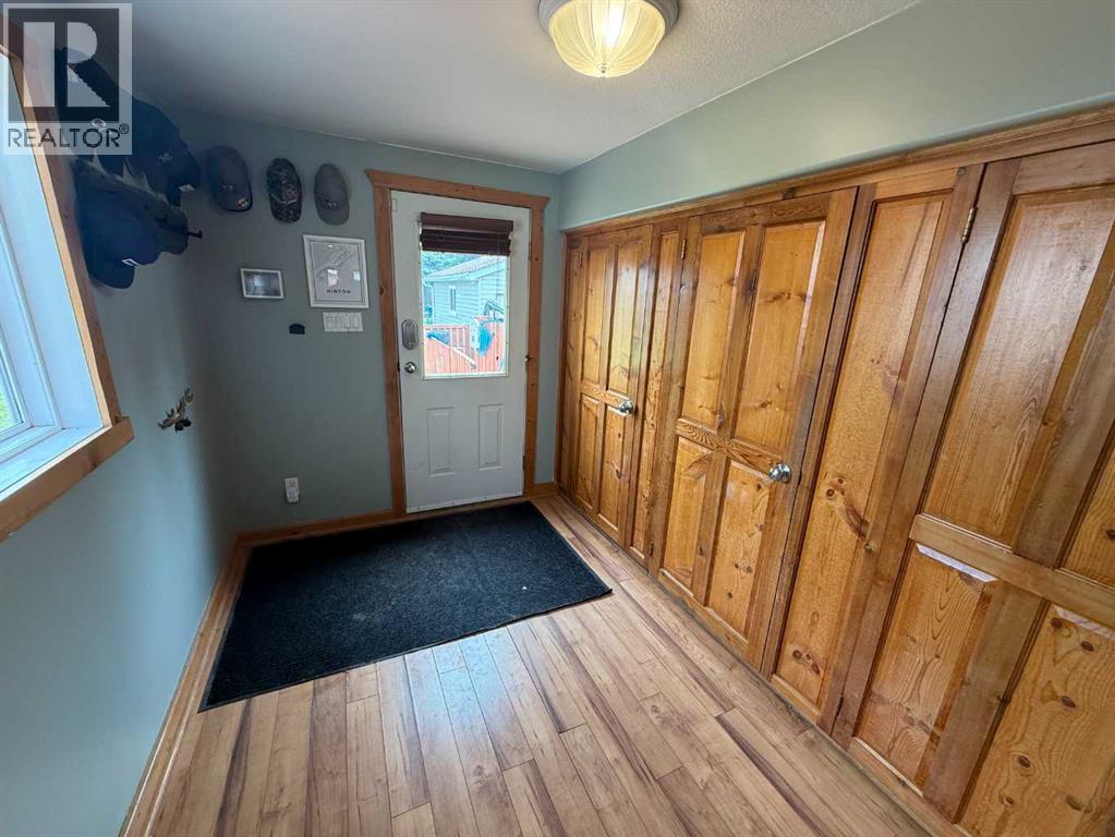 167 Sunwapta Drive - 6