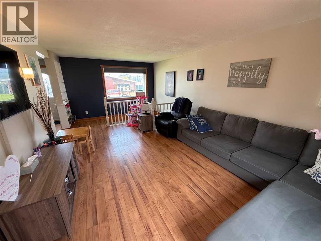 167 Sunwapta Drive - 8