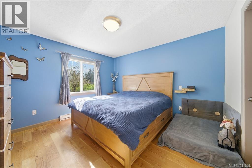 4425 Telegraph Rd - 8