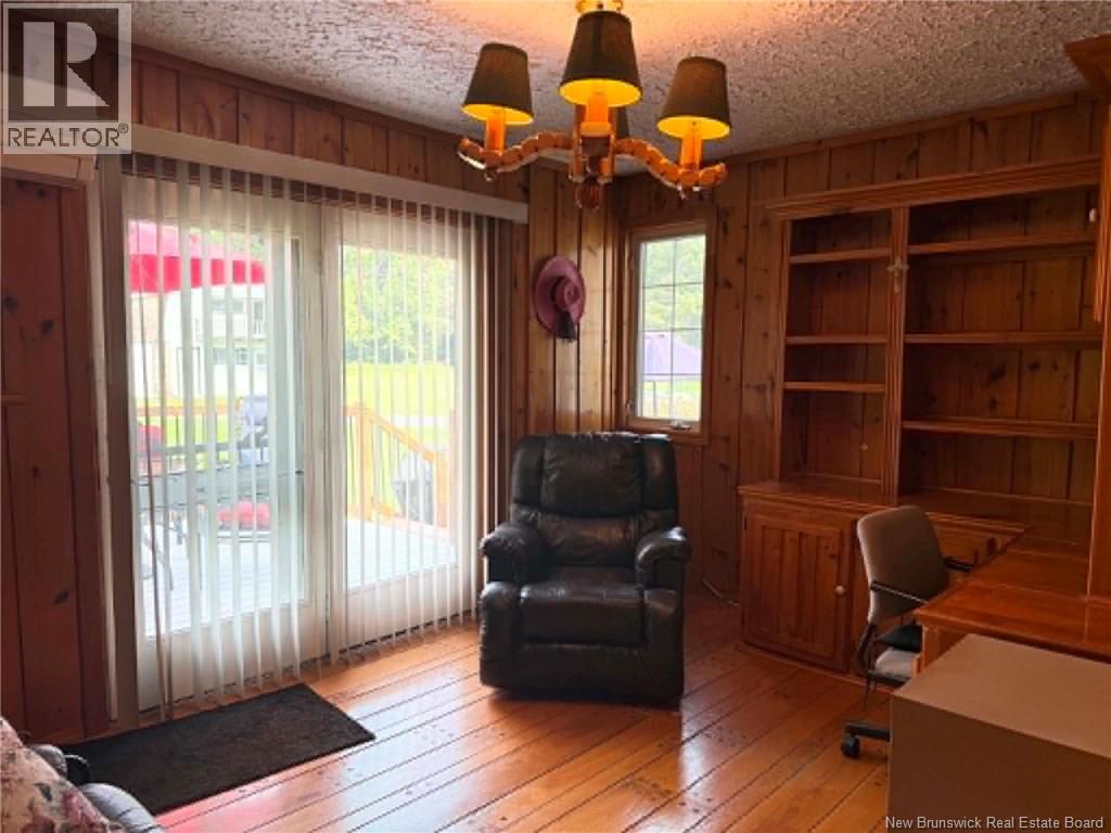 10 Coady Street - 15