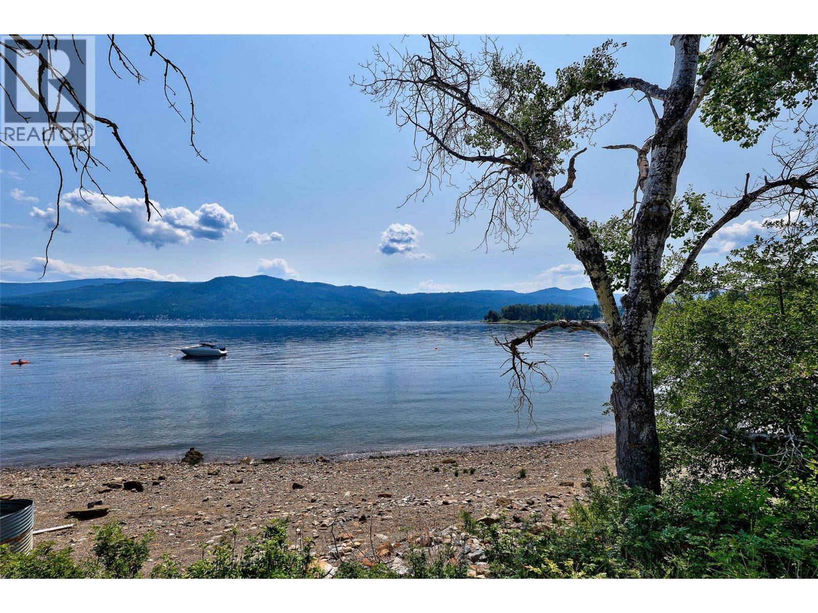 6297 Squilax-Anglemont Road - 2