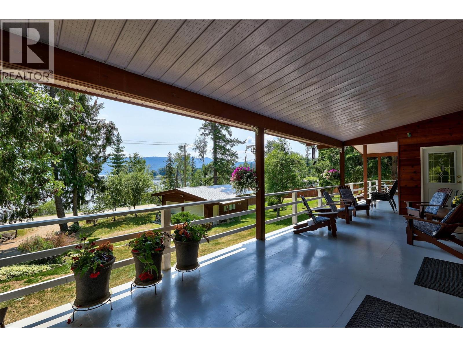 6297 Squilax-Anglemont Road - Image 7