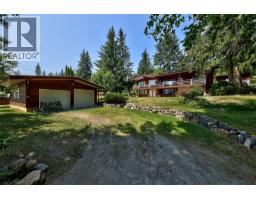 3pc Ensuite bath - 6297 Squilax-anglemont Road, Magna Bay, BC V0E1M7 Photo 10