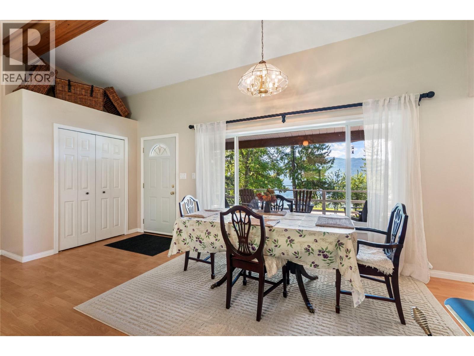 6297 Squilax-Anglemont Road - Image 34