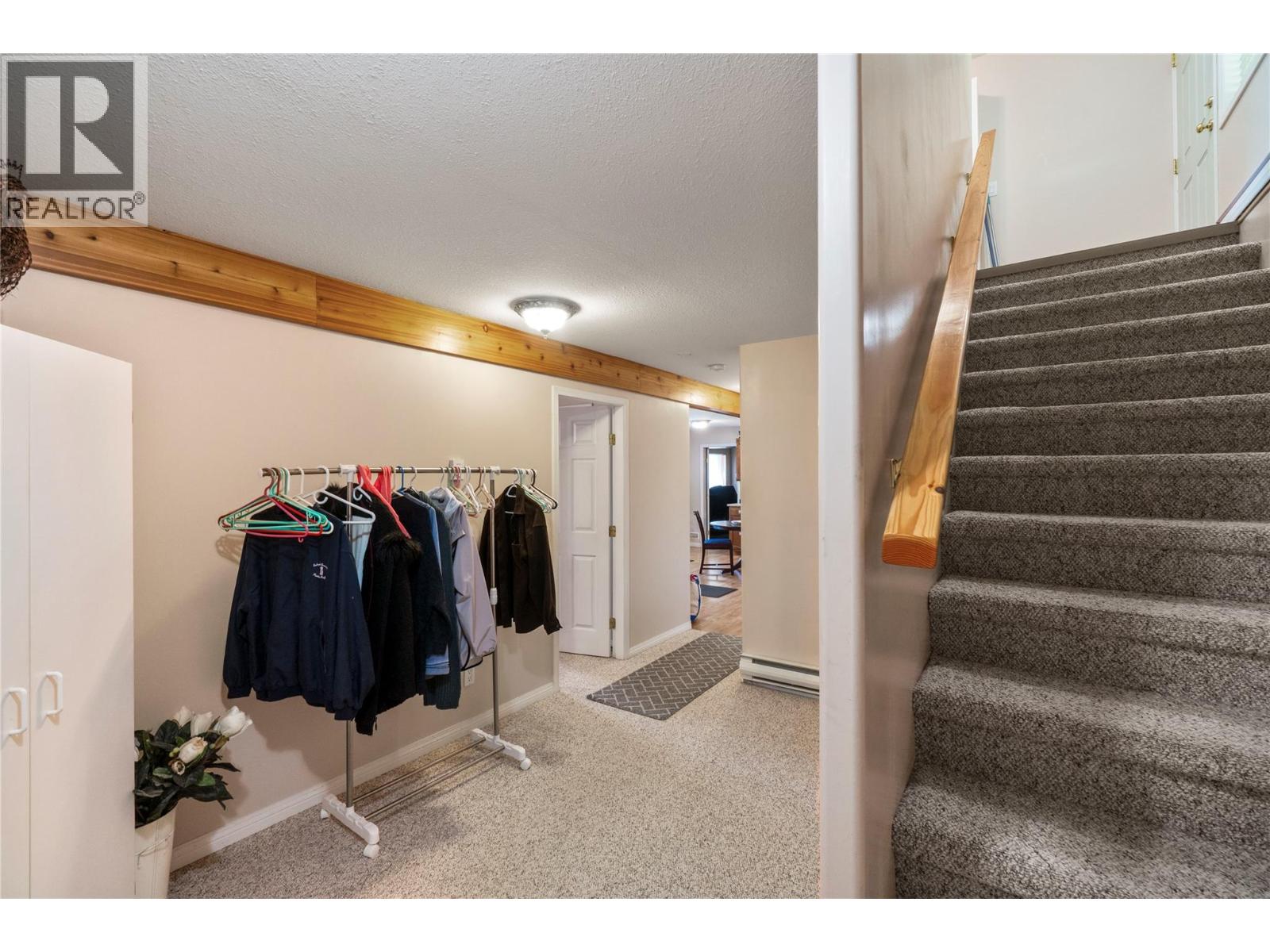 6297 Squilax-Anglemont Road - 62
