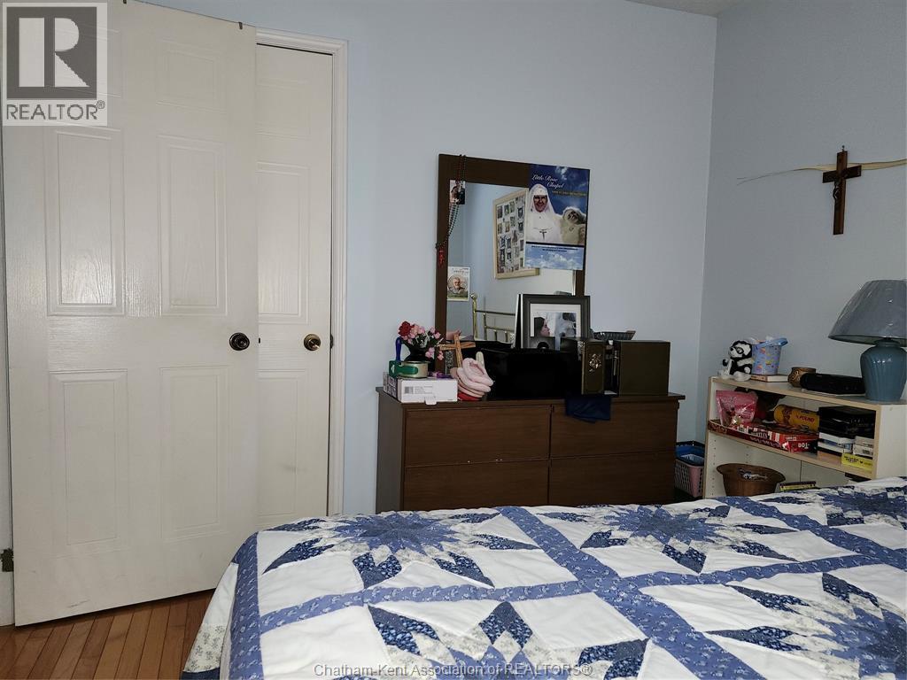 15 MONARCH DRIVE - 15