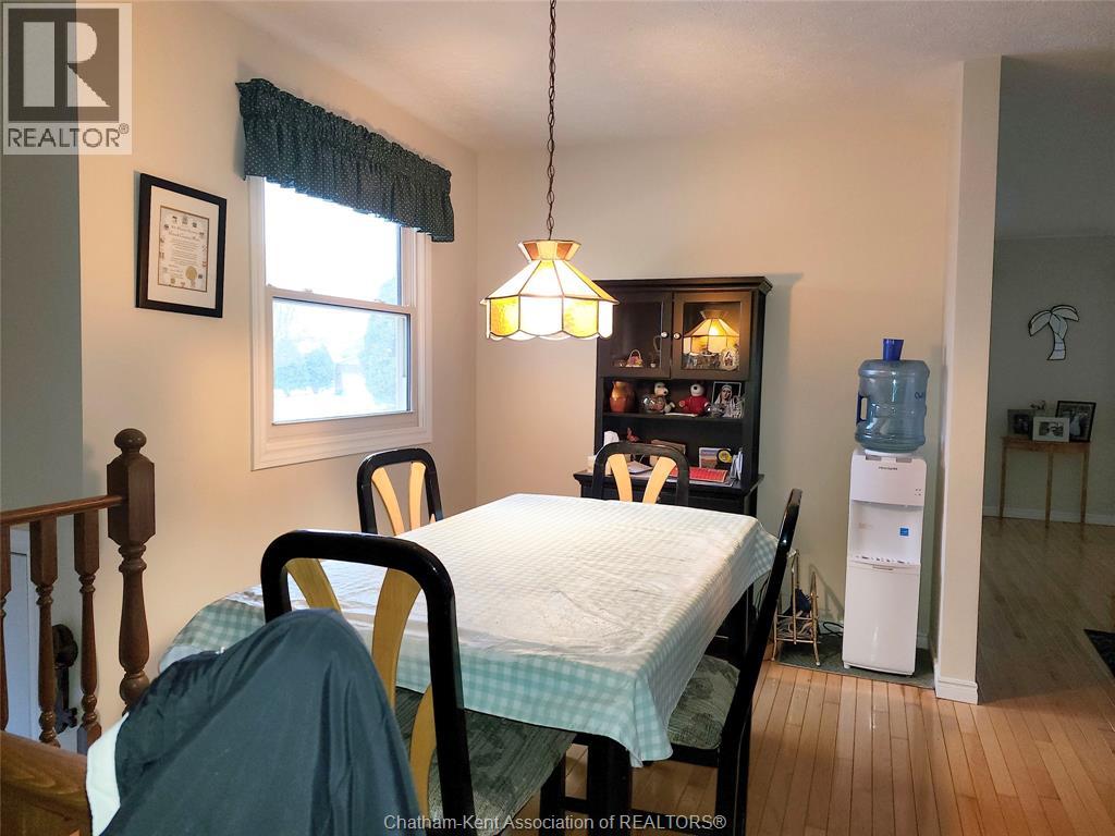 15 MONARCH DRIVE - 4