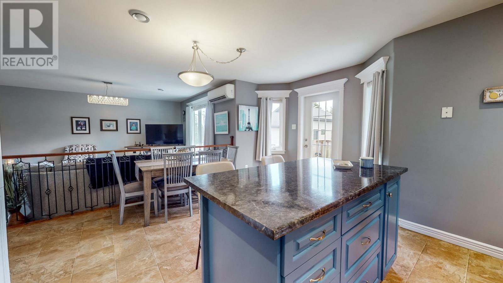 24 Forest River Road - 12