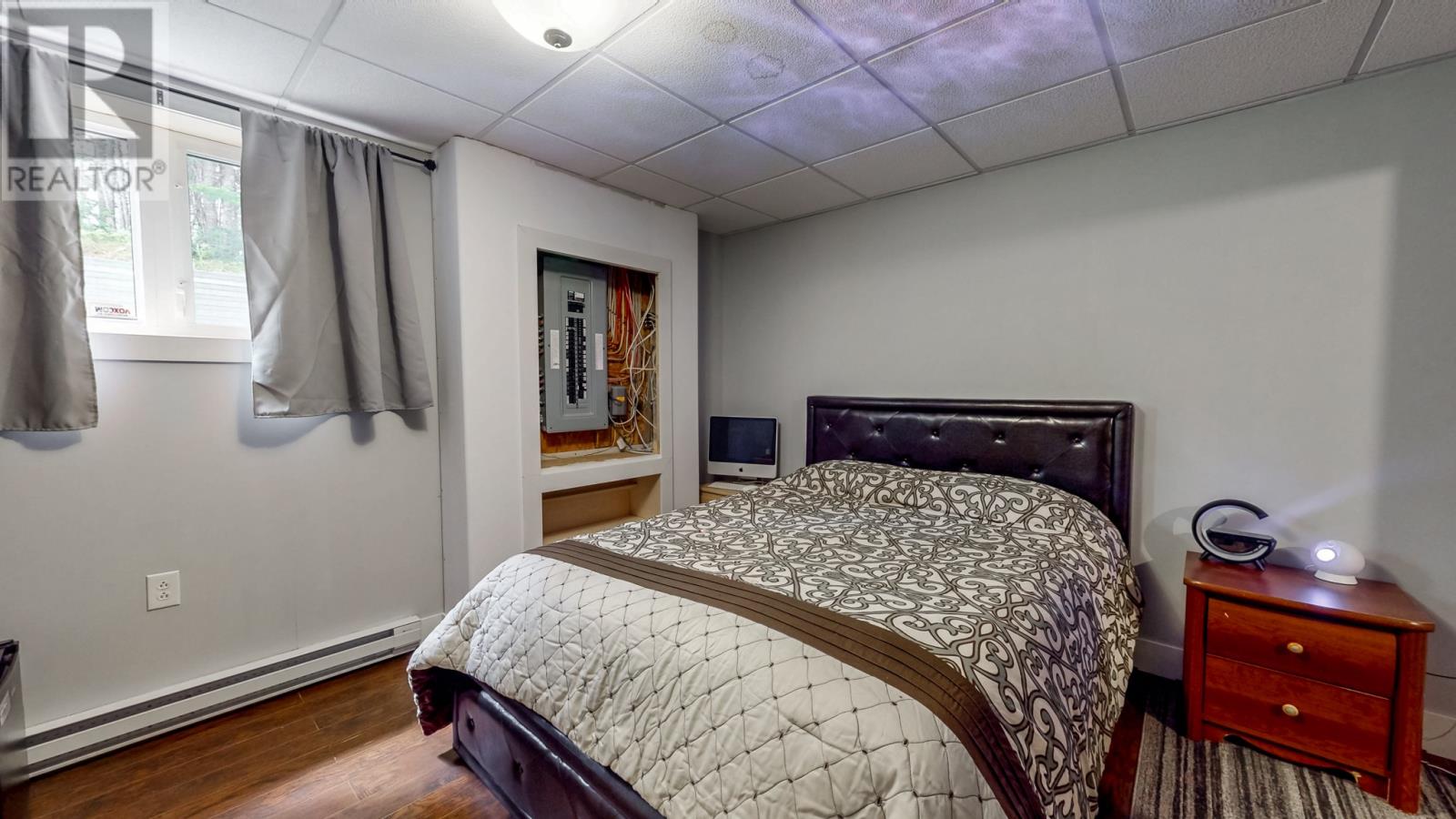 24 Forest River Road - 28