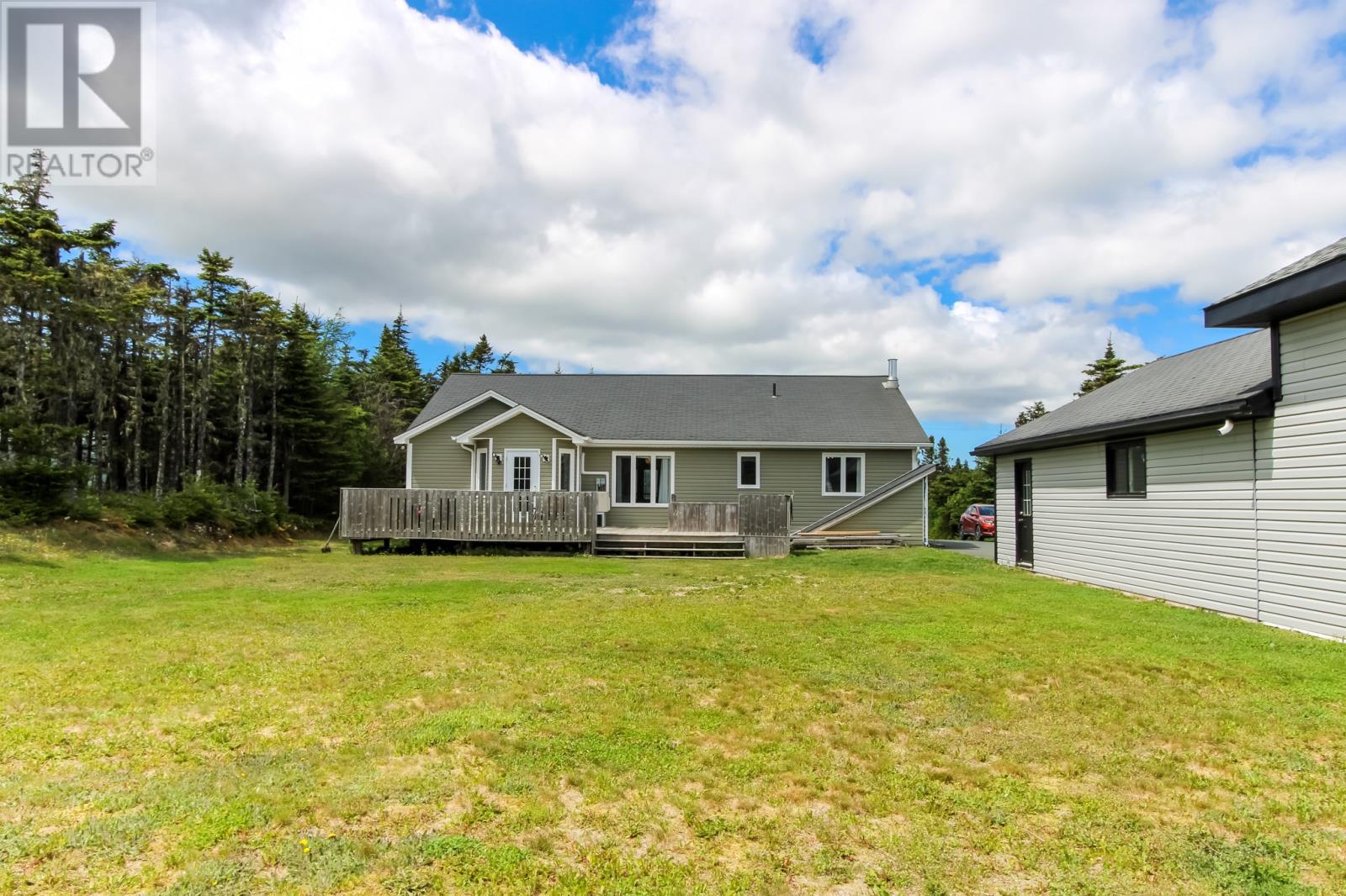 24 Forest River Road - 5