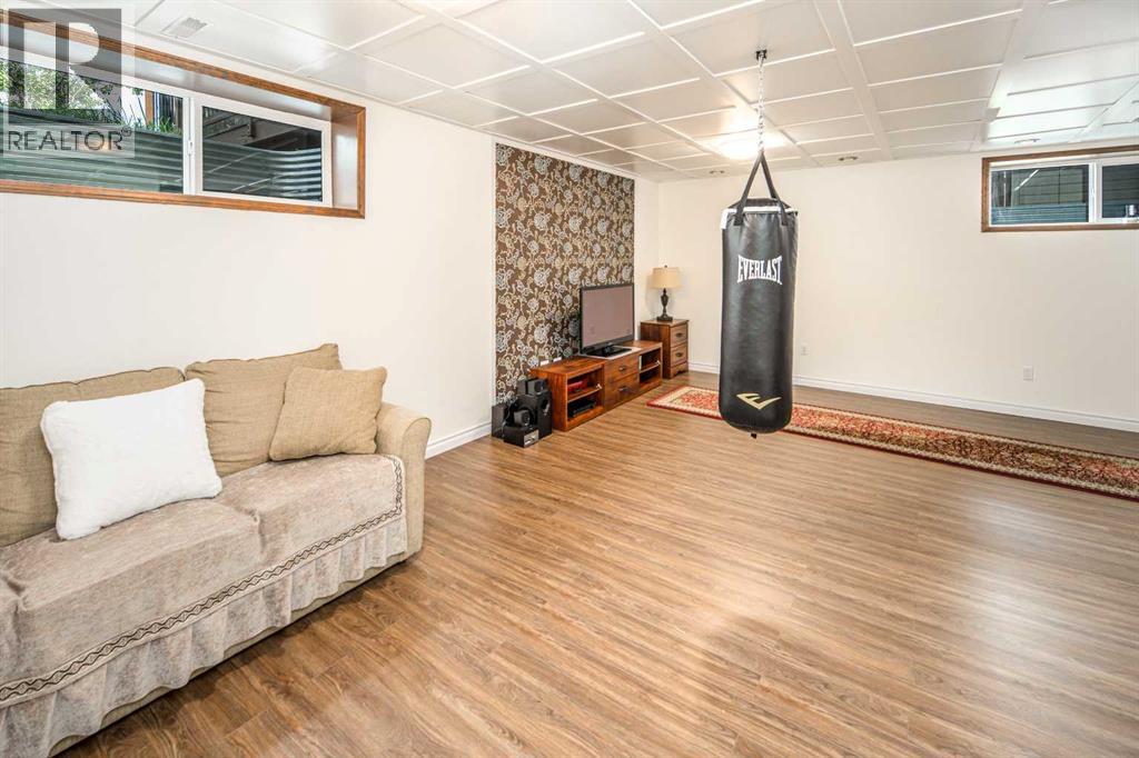 127 Everwoods Park SW — photo 32