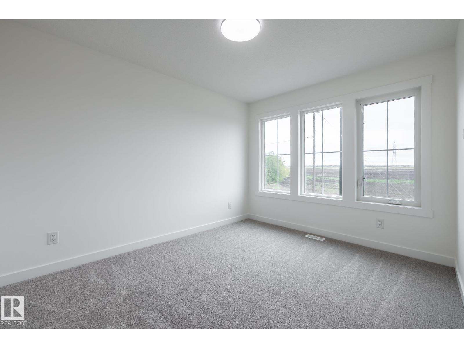 15643 2 ST NE - 10