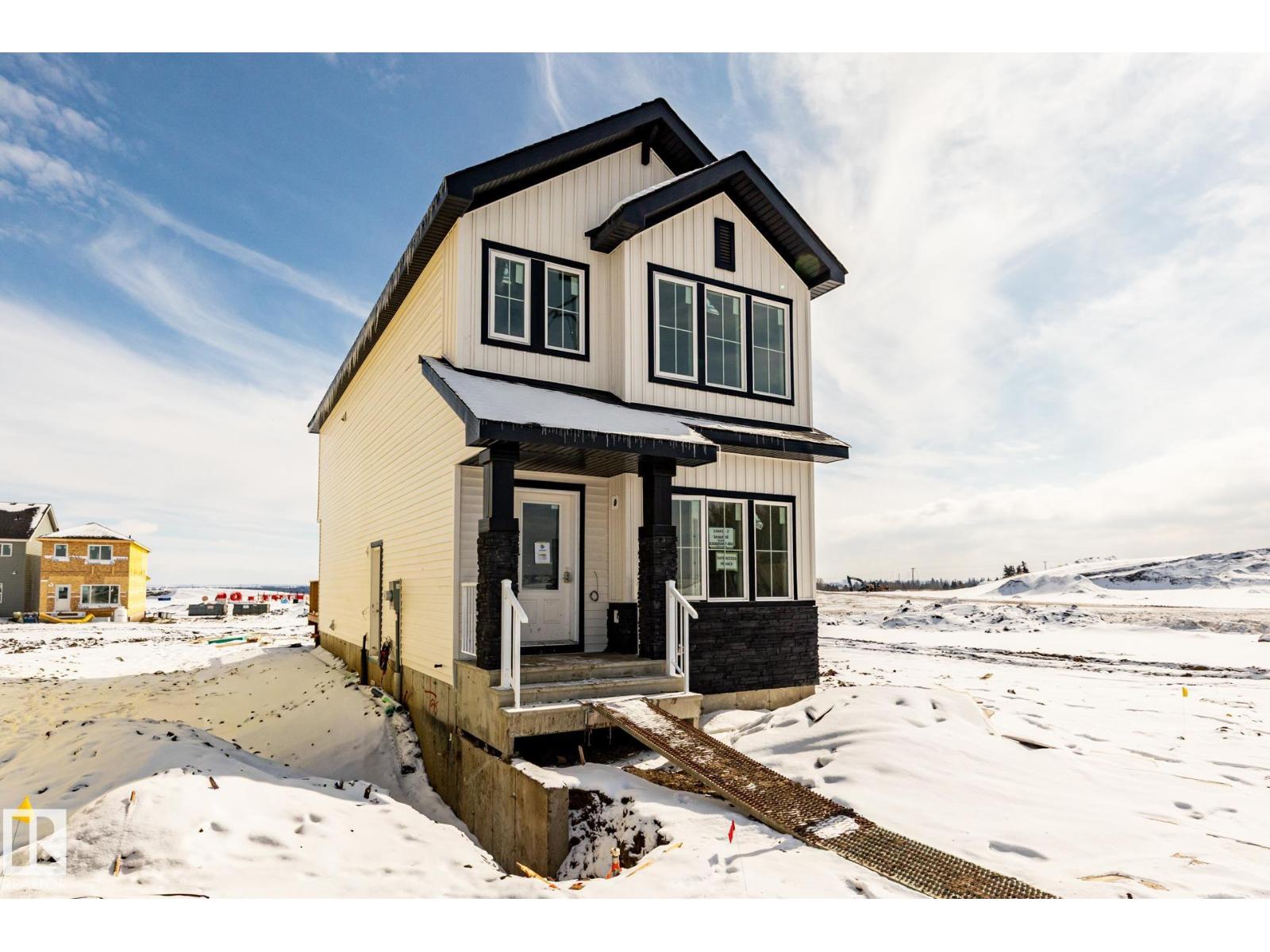 15647 2 ST NE - 1