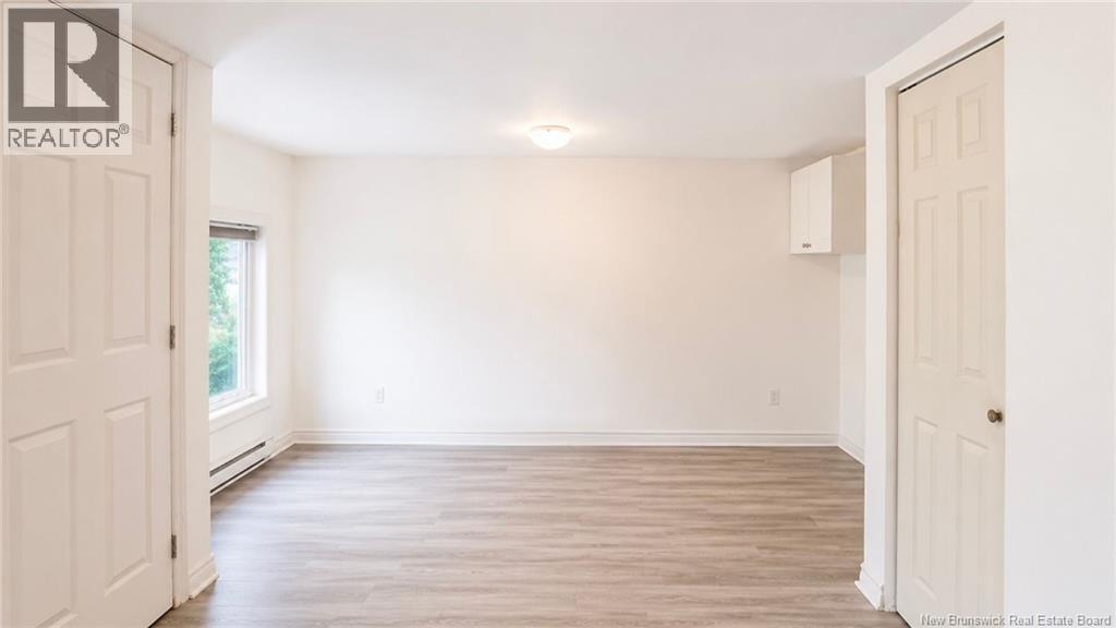 6 Lebel Court - 33