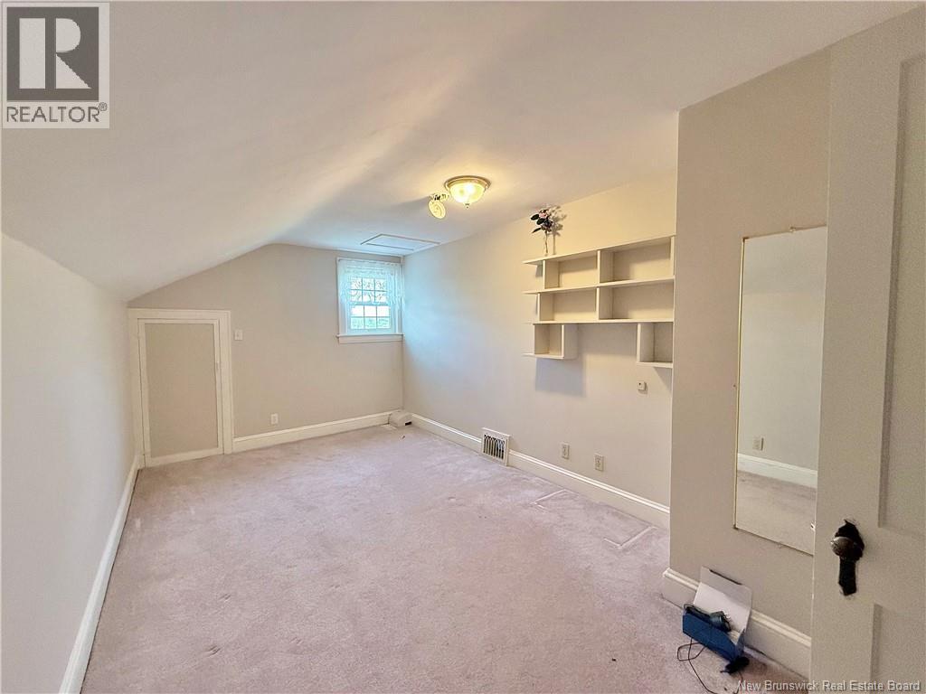 386 Salisbury Road - Image 20