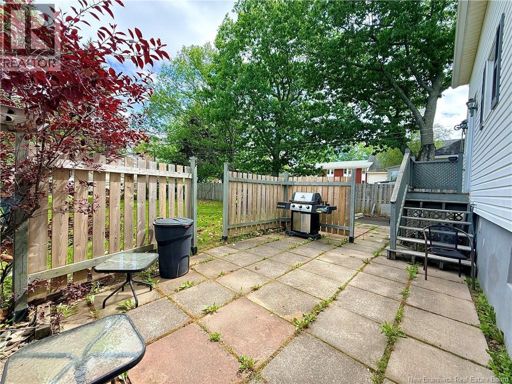 386 Salisbury Road - Image 27