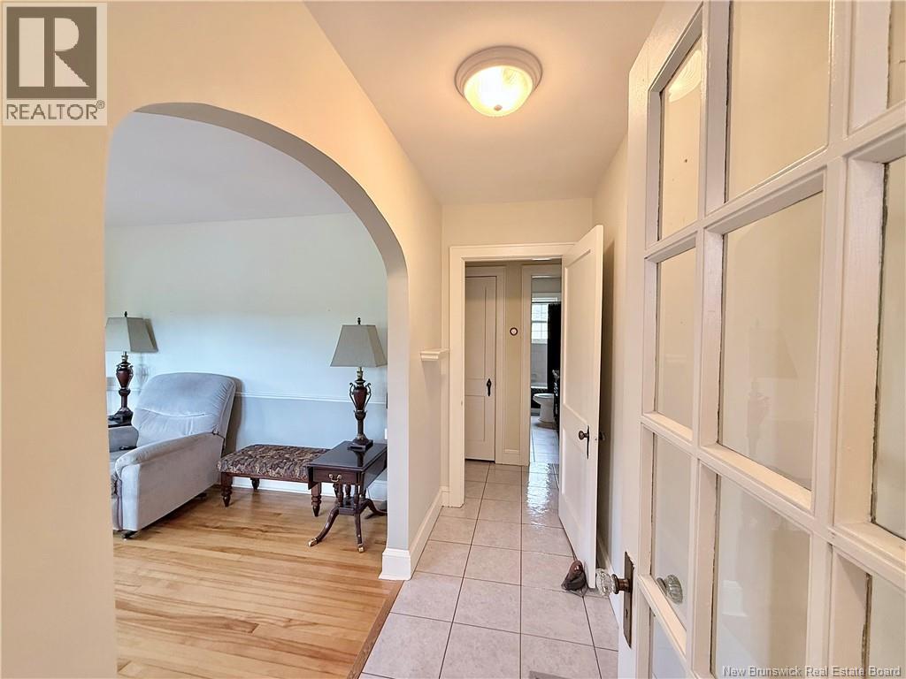 386 Salisbury Road - 4