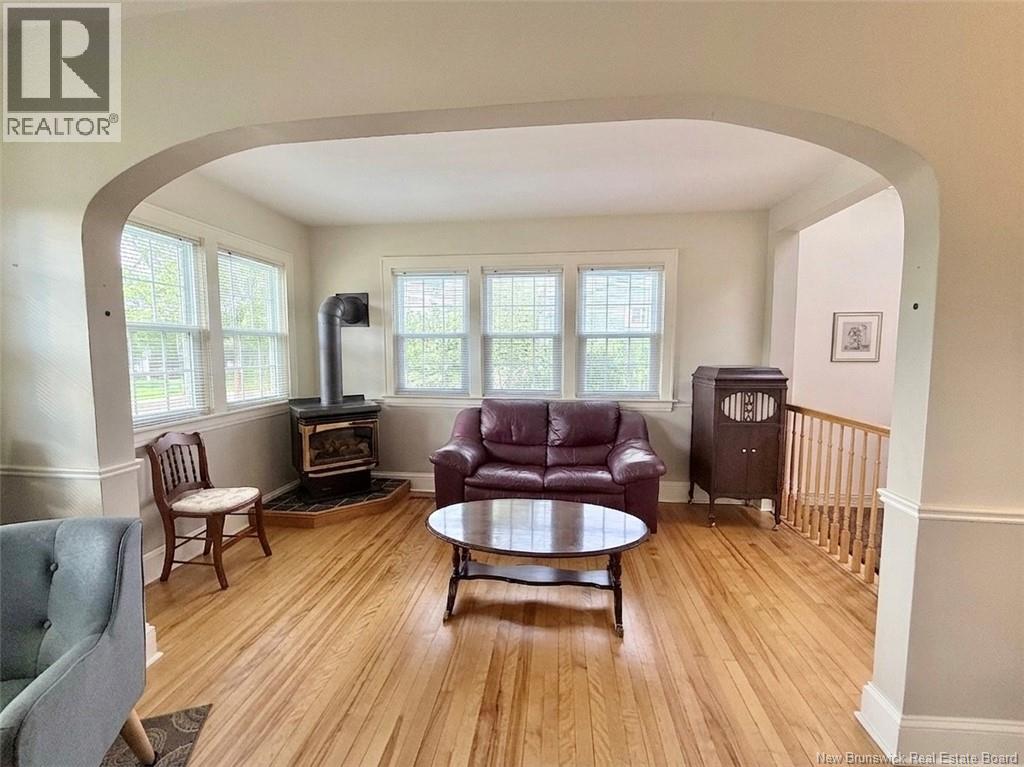 386 Salisbury Road - Image 7