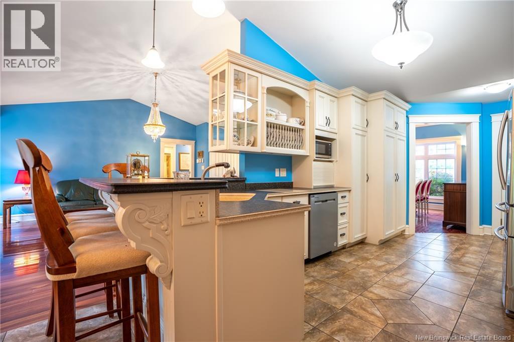 235 Summerhill Row - 15