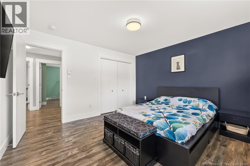 249 Belle-Forêt Street - 22