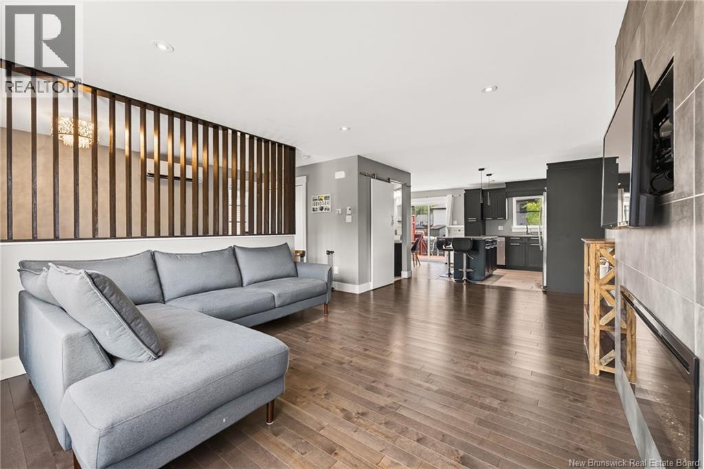 249 Belle-Forêt Street - 6