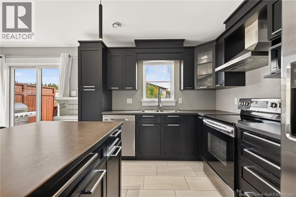 249 Belle-Forêt Street - 9