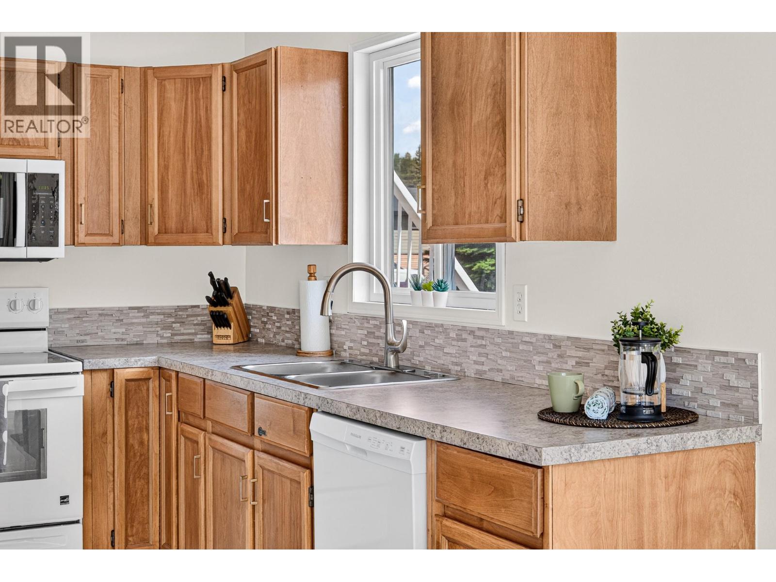 1217 Hickory Crescent, Sparwood