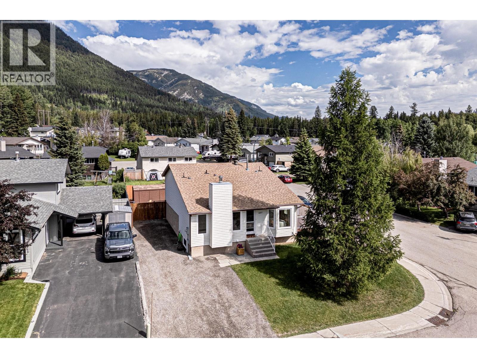 1217 Hickory Crescent, Sparwood