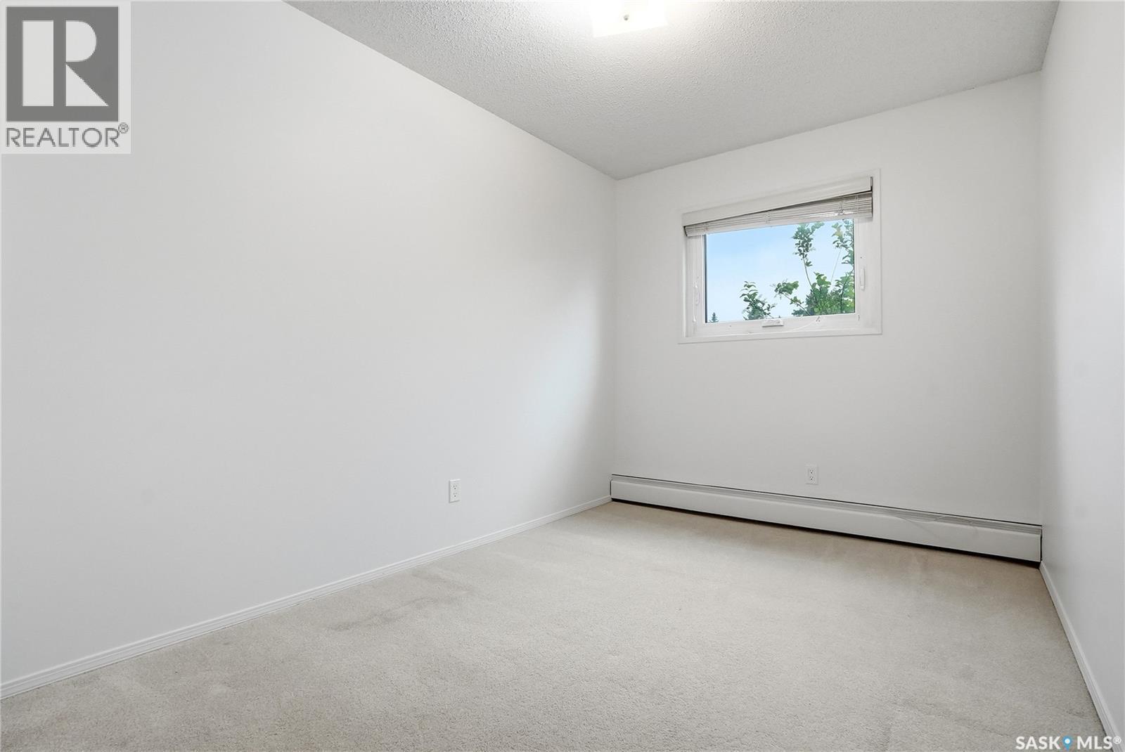 #212 217A Cree PLACE - 23