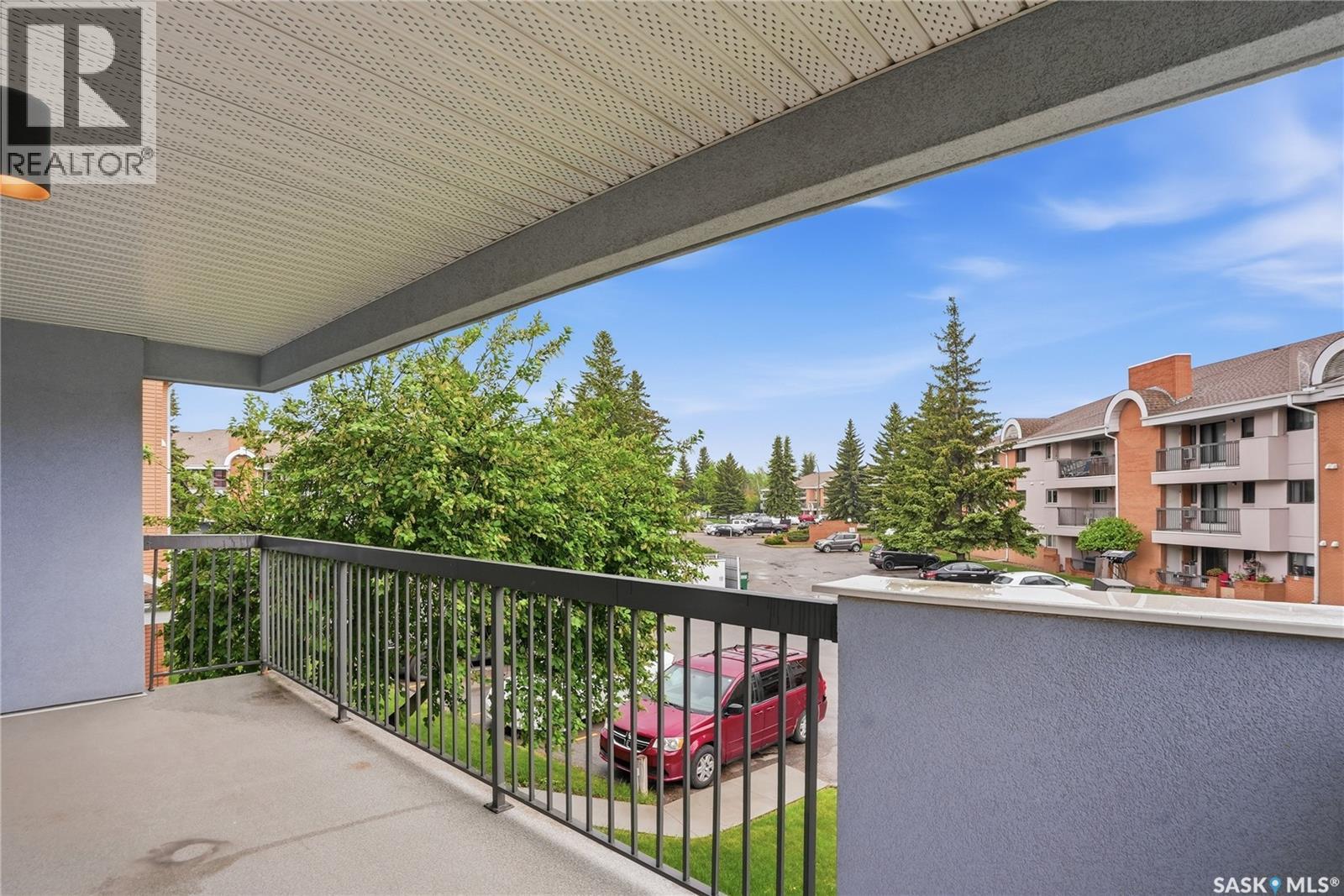 #212 217A Cree PLACE - 35