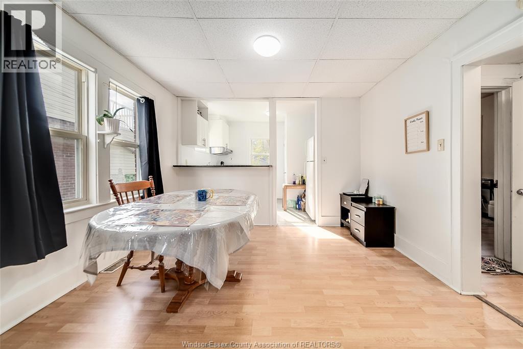 1531 WINDSOR AVENUE - 10