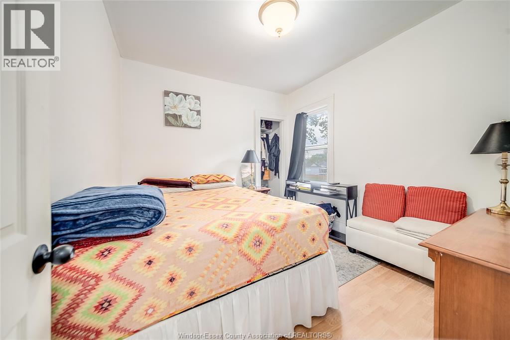 1531 WINDSOR AVENUE - 20
