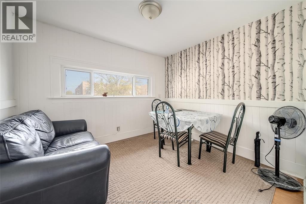 1531 WINDSOR AVENUE - 26