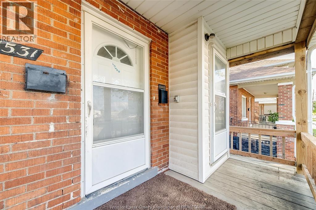 1531 WINDSOR AVENUE - 3