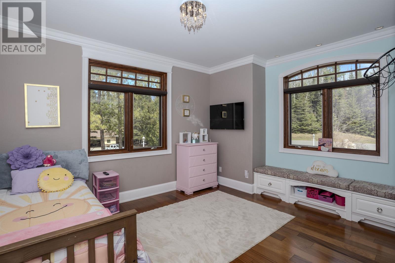 791 Hilldale RD - 23