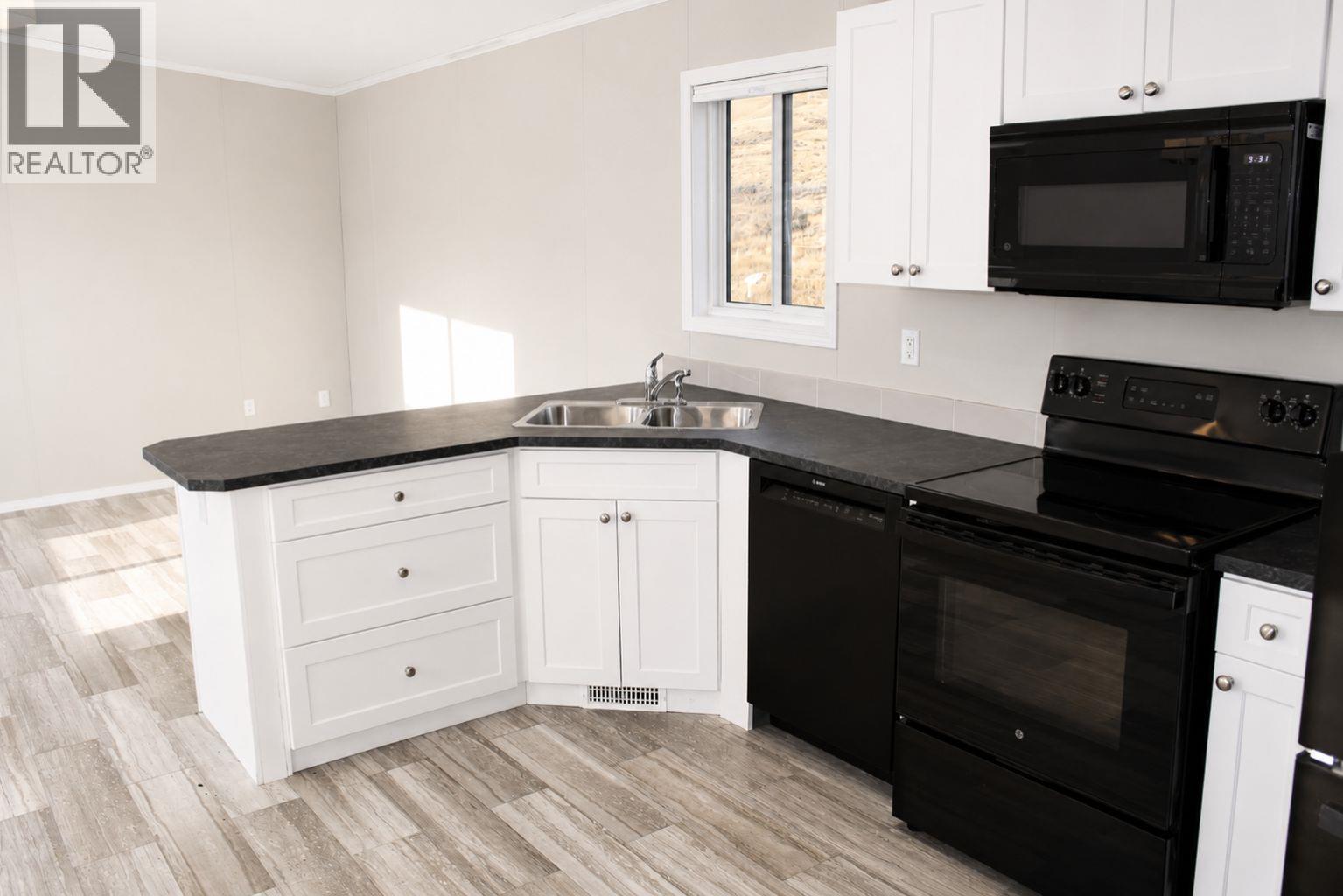 1620 STAGE Road Unit# 9, Cache Creek