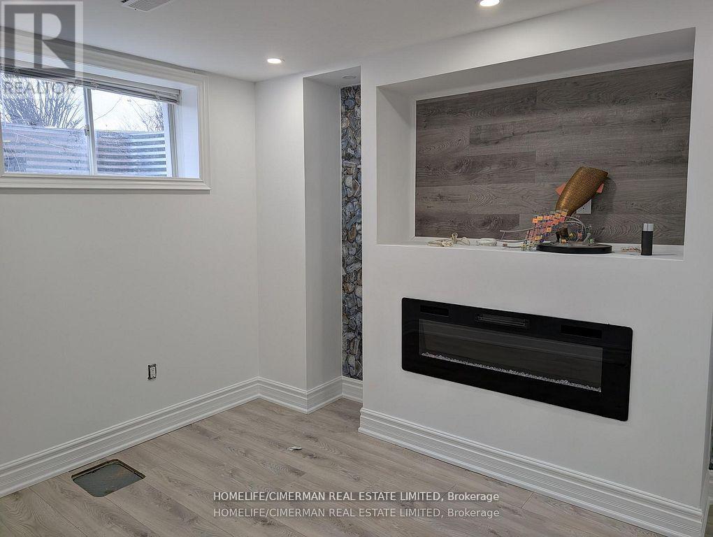 361 BIRCHMOUNT ROAD - 12