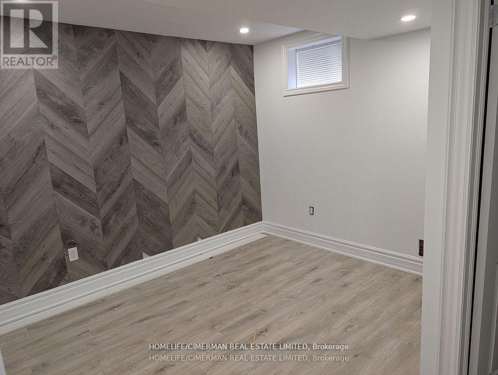 361 BIRCHMOUNT ROAD - 16