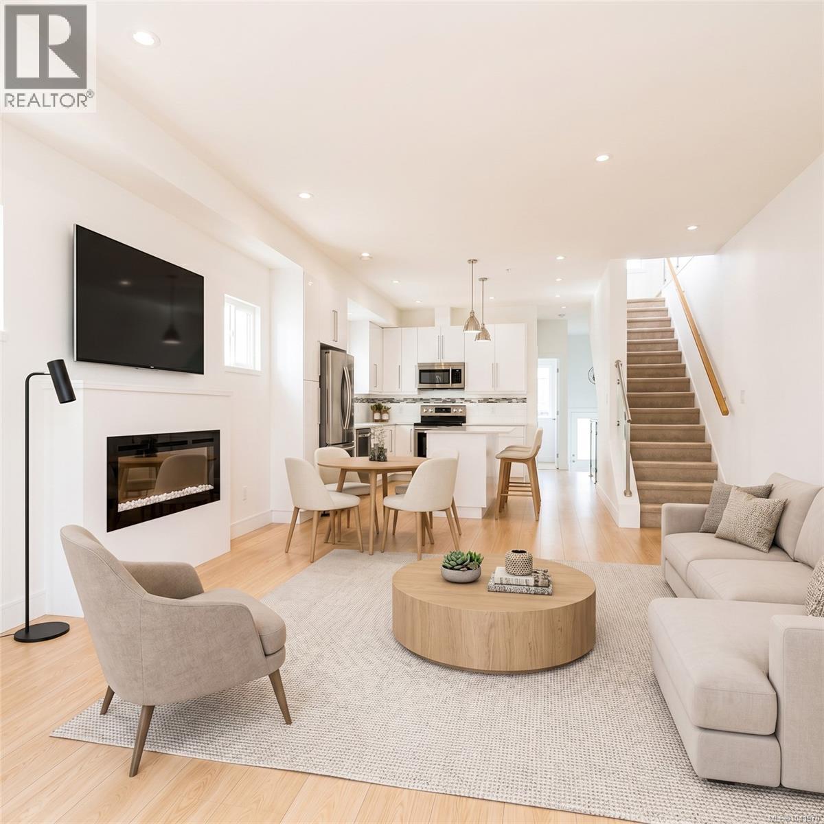 #157 300 Phelps Ave - 1
