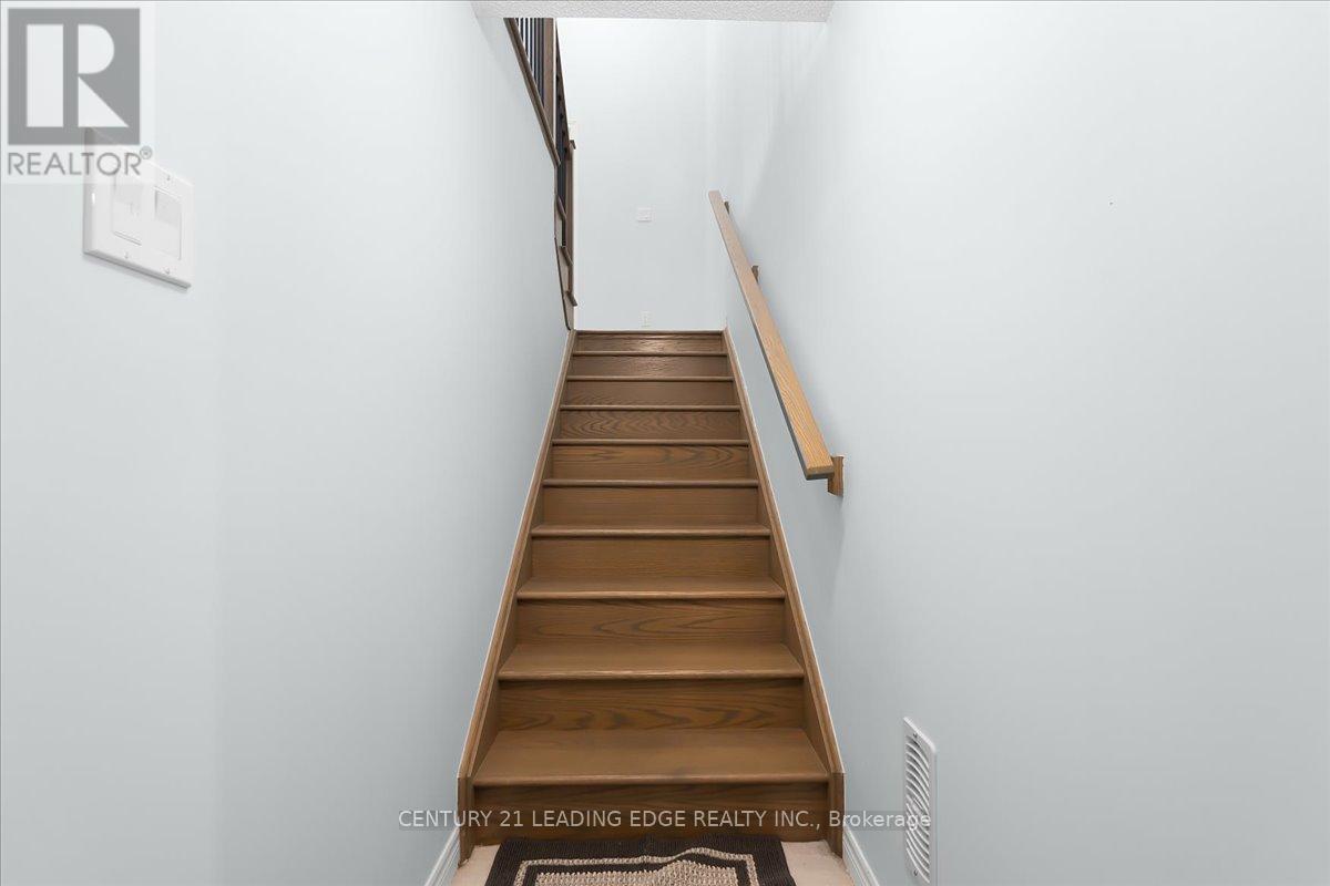 16 FAIMIRA AVENUE - 26