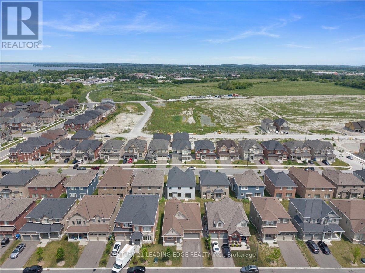 16 FAIMIRA AVENUE - 36