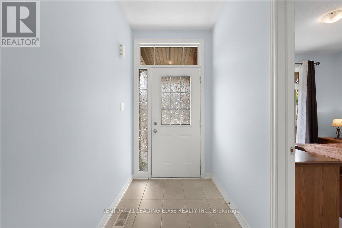 16 FAIMIRA AVENUE - 4