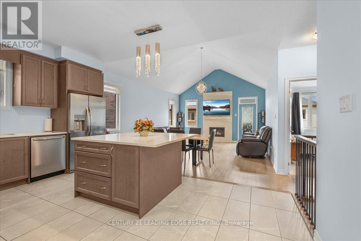 16 FAIMIRA AVENUE - 6