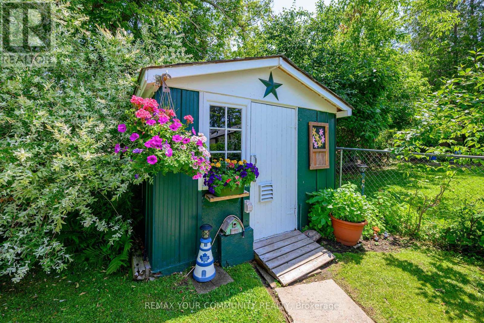 101 DUNKIRK AVENUE - 18