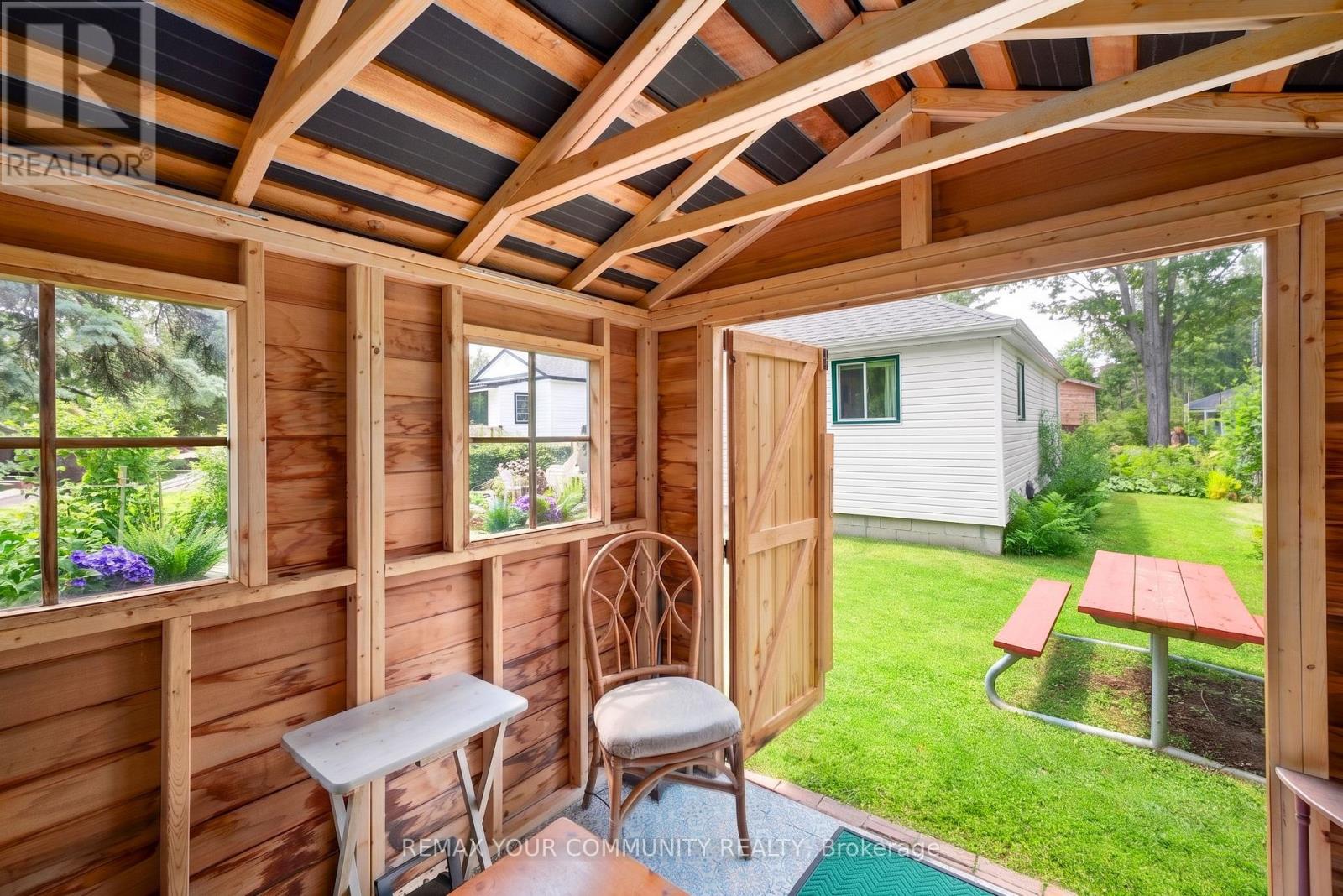 101 DUNKIRK AVENUE - 20