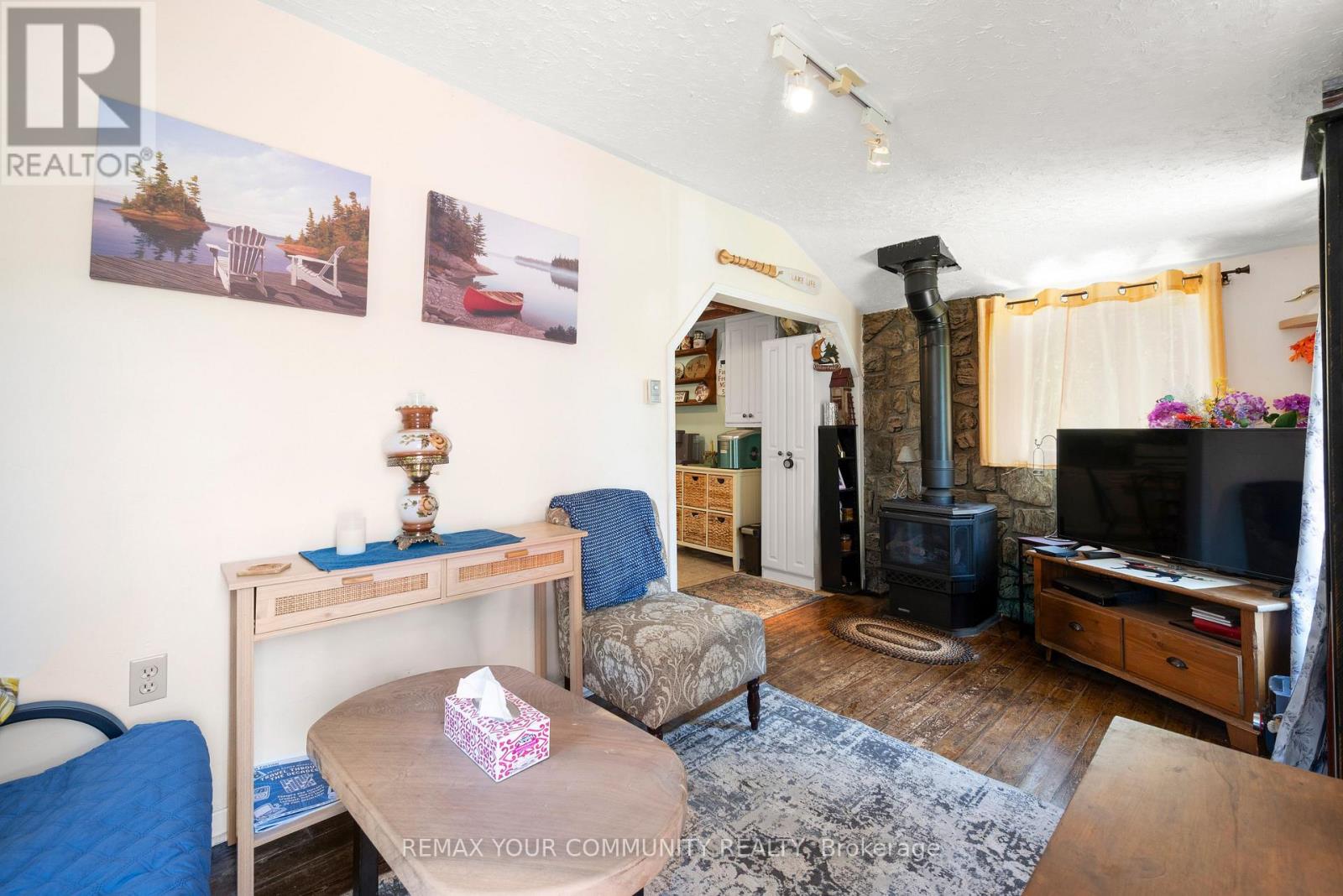 101 DUNKIRK AVENUE - 8