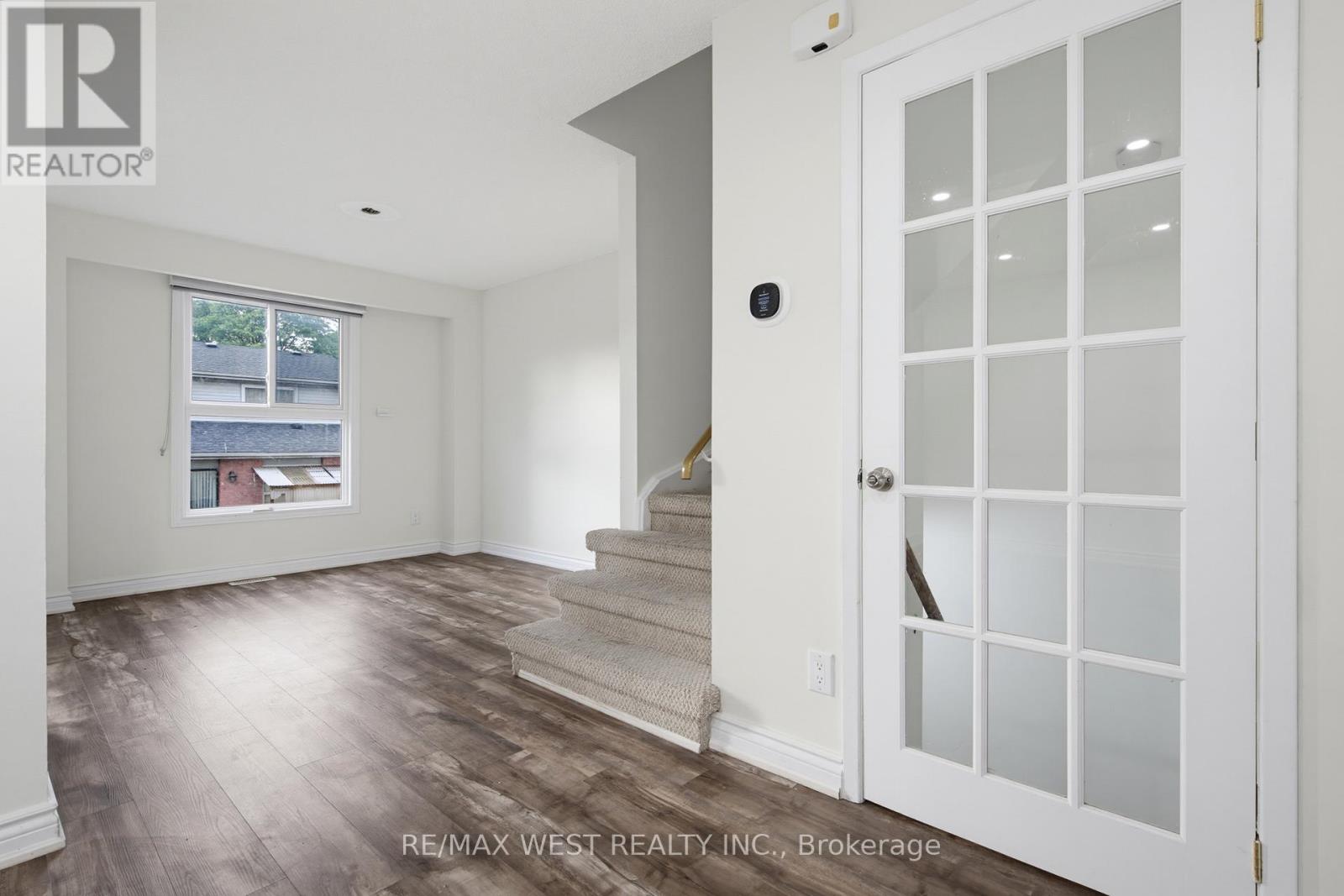 24 PRIMROSE CRESCENT - 8